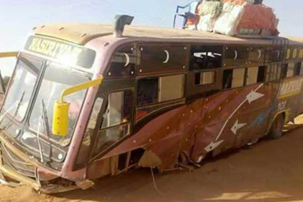 Five injured after front wheels come off bus